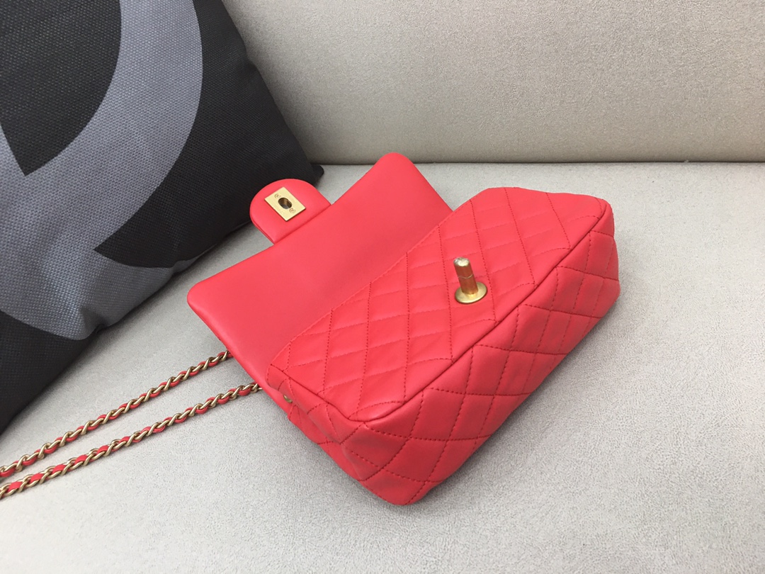 Small Classic Flap Lambskin Bag AS1787 Red